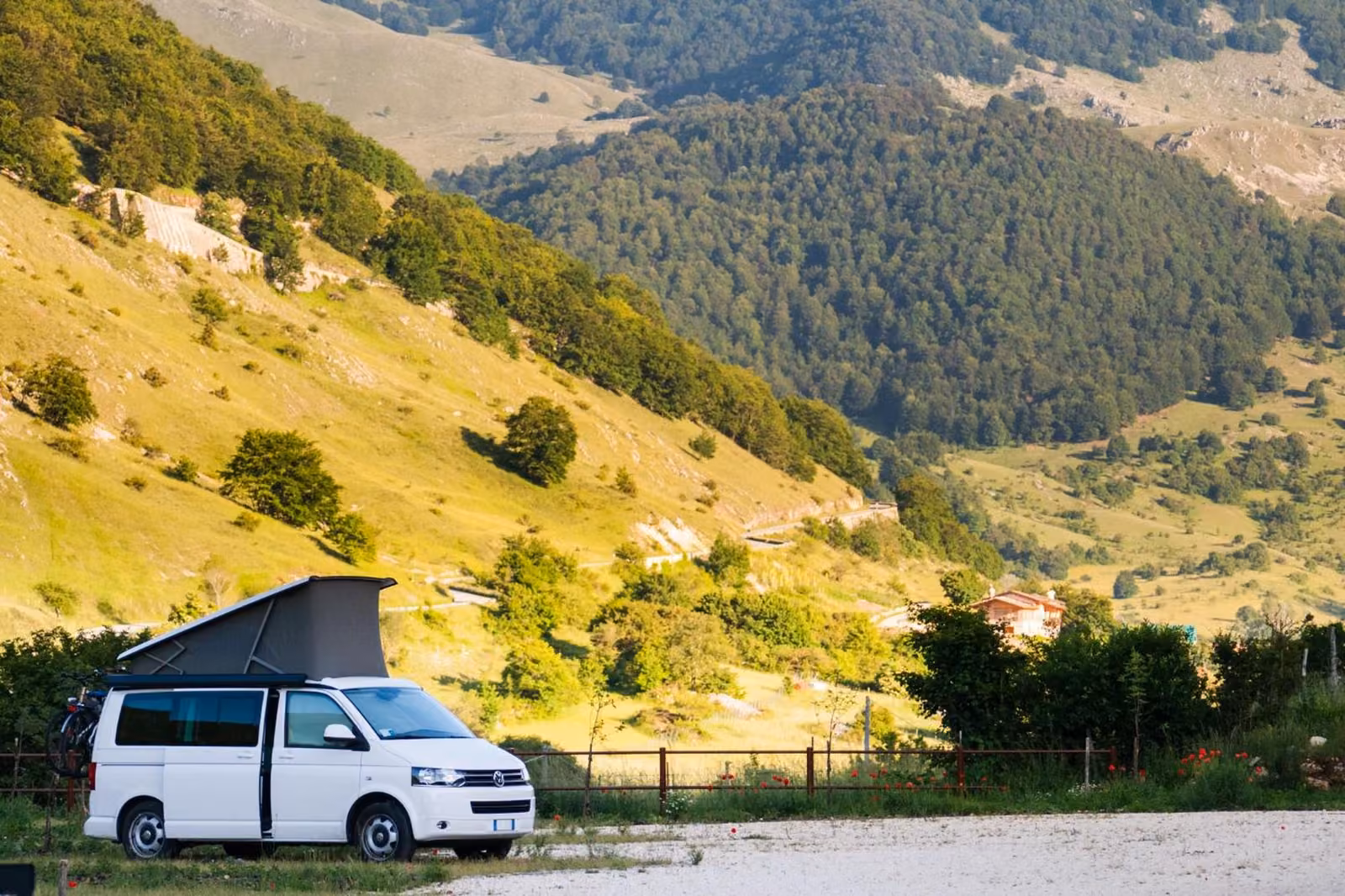 I boschi e i prati intorno all'agriturismo, nel Parco Nazionale d'Abruzzo